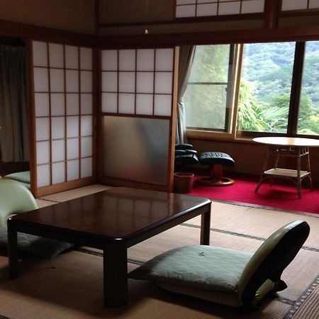 Отель Hakone Kaminoyu Экстерьер фото